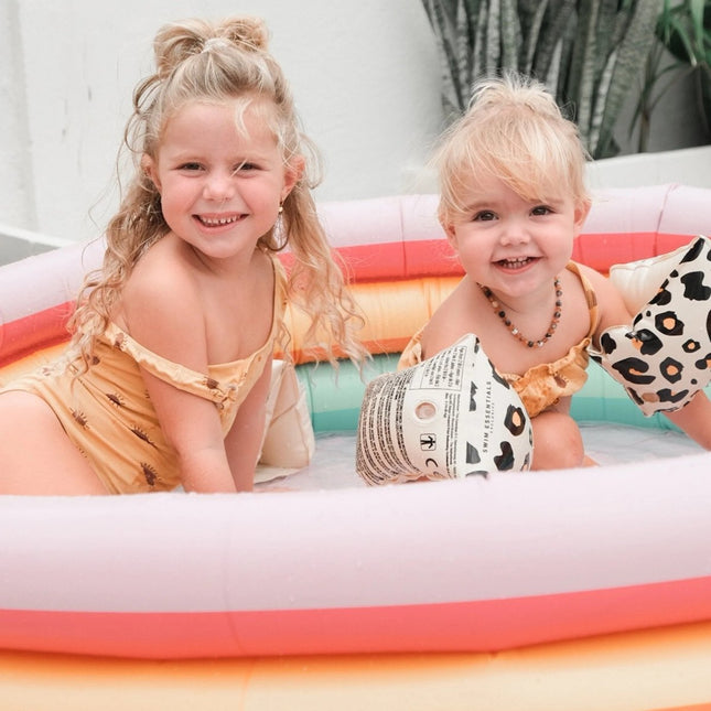 Swim Essentials Baby Zwemband Regenboog 1,5M koop je bij Babywinkel