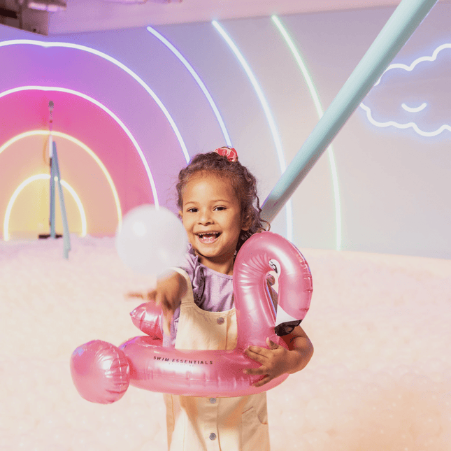 Swim Essentials Zwemband Kind Flamingo Rose Goud 43Cm koop je bij Babywinkel