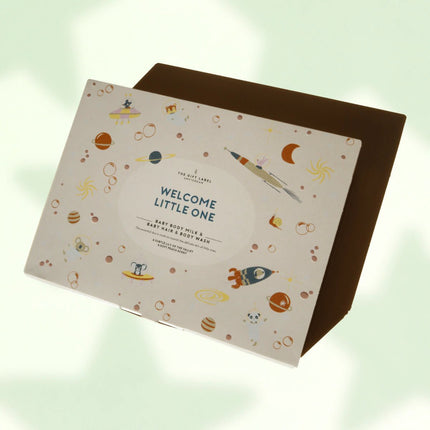 The Gift Label Giftbox Baby Welcome Little One Boys 2 Delig koop je bij Babywinkel