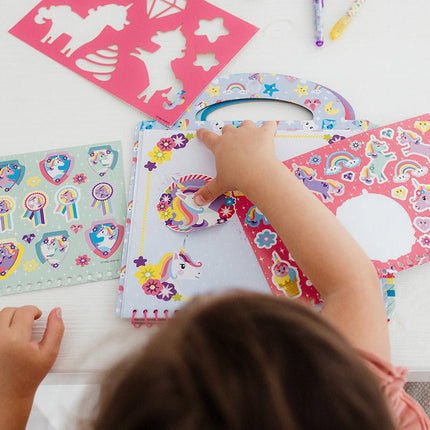 Unicorn Knutselboek koop je bij Babywinkel