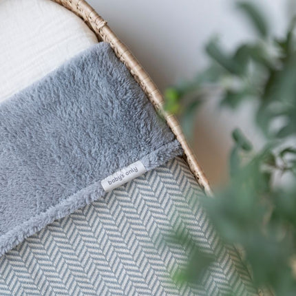 Baby's Only Wiegdeken Teddy Dawn Nordic Blue/Ecru koop je bij Babywinkel