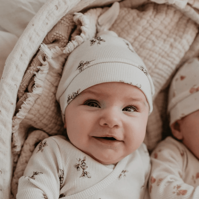 Yumi Baby Babymutsje Blueberries koop je bij Babywinkel
